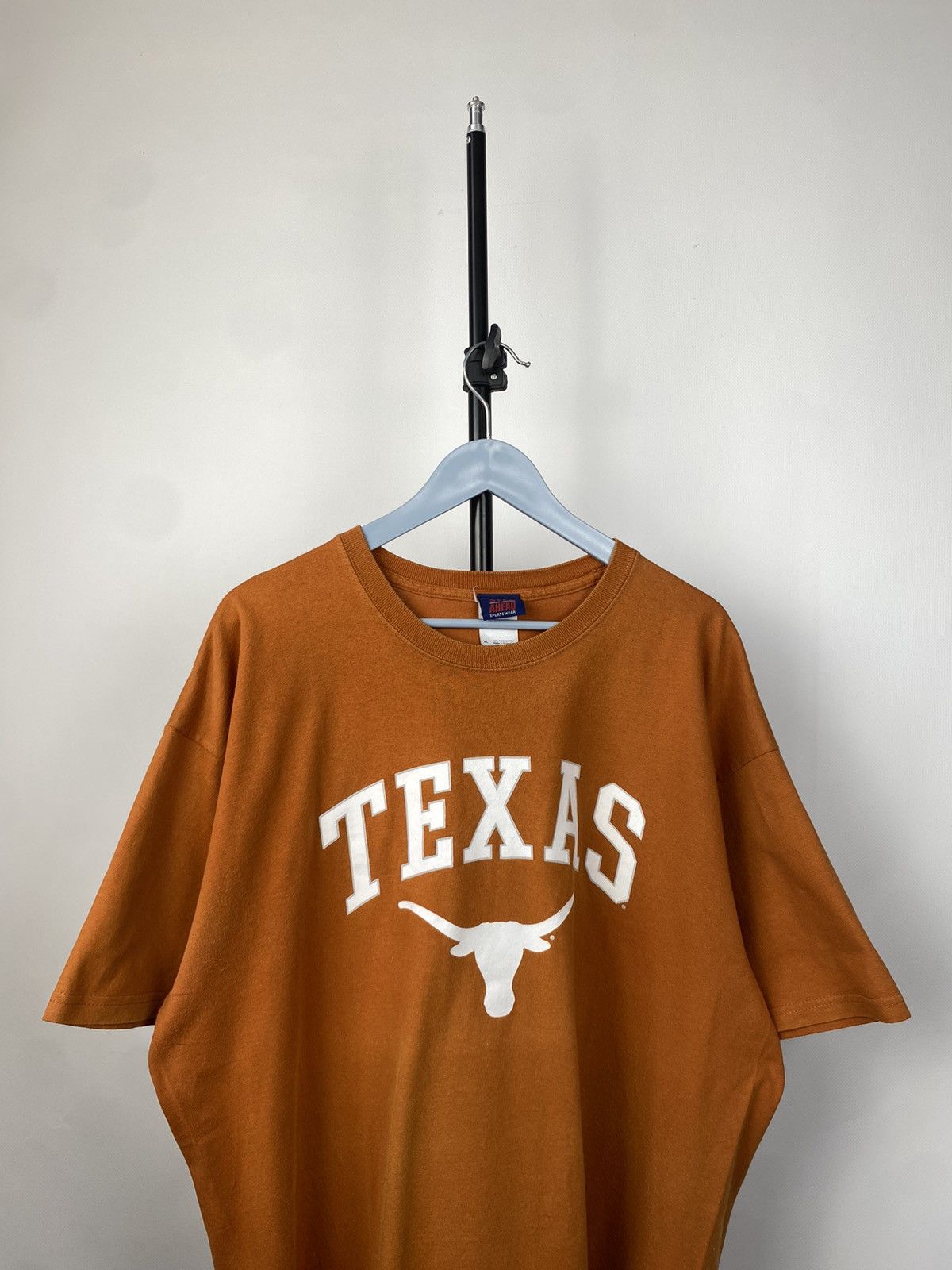 Vintage Vintage 00s Big Logo Texas longhorns t shirt Size US XL / EU 56 / 4 - 2 Thumbnail