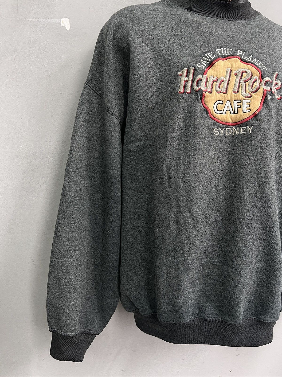 Hard Rock Cafe Hard Rock Cafe Sweatshirt Grey Vintage Size US L / EU 52-54 / 3 - 3 Thumbnail