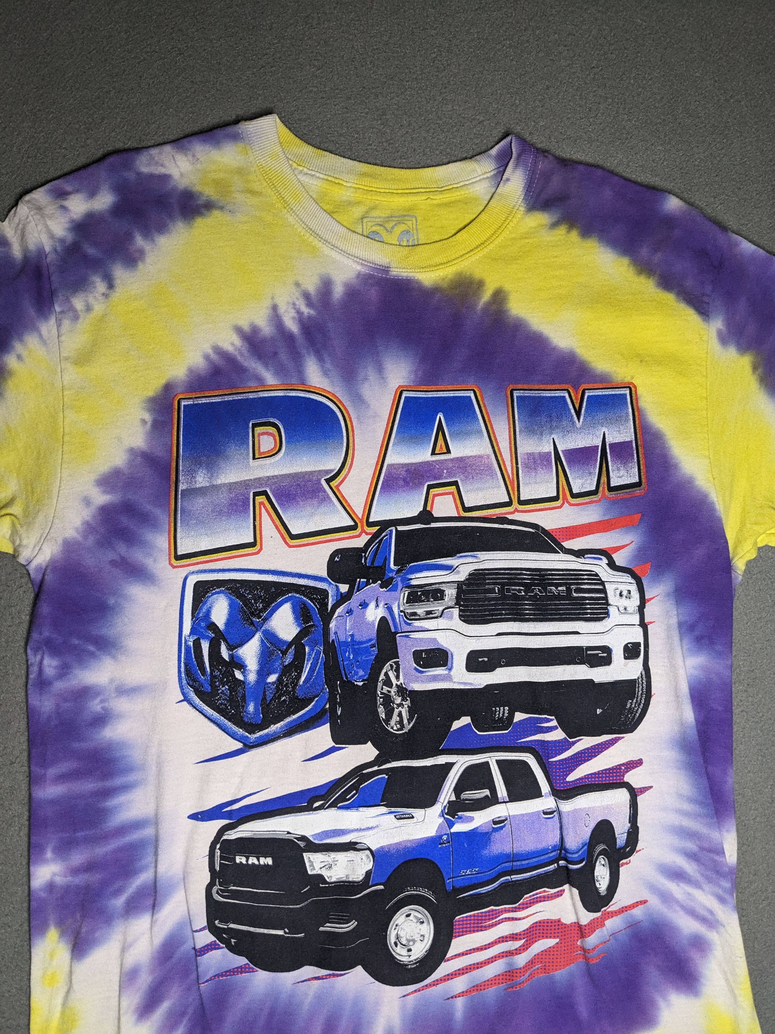 Vintage Dodge Ram Graphic Tee Tie Dye Medium Shirt Purple/Yellow Size US M / EU 48-50 / 2 - 3 Thumbnail