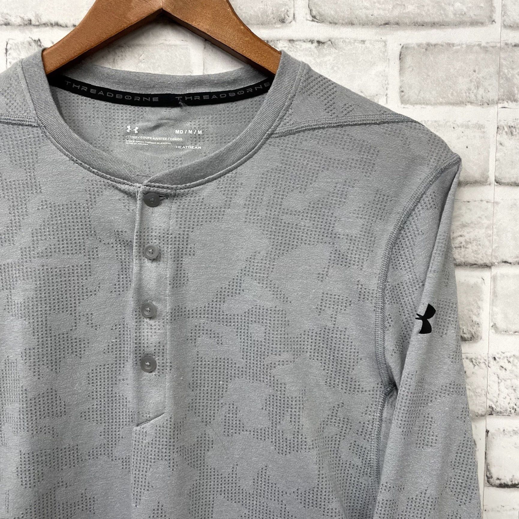 Under Armour VINTAGE UNDER ARMOUR Threadborne Fitted Gray Henley 3/4 Sleeve Shirt Men M Gray Mens Shirt M Henley 3/4 Sleeve Threadborne Under Armour Size US M / EU 48-50 / 2 - 2 Thumbnail