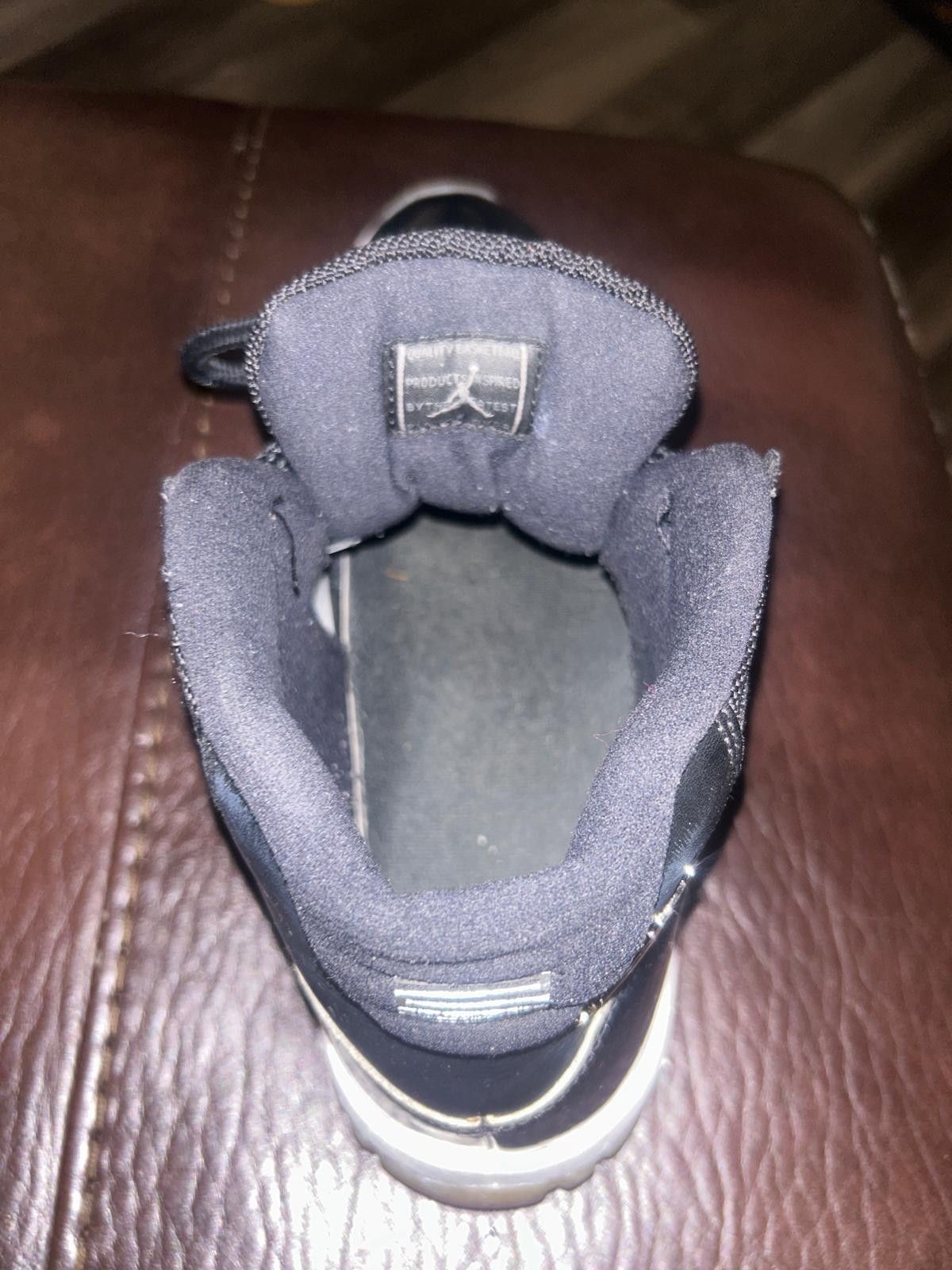 Nike Slightly used Retro Jordan 11's Black / White / Silver Size US 12 / EU 45 - 4 Thumbnail