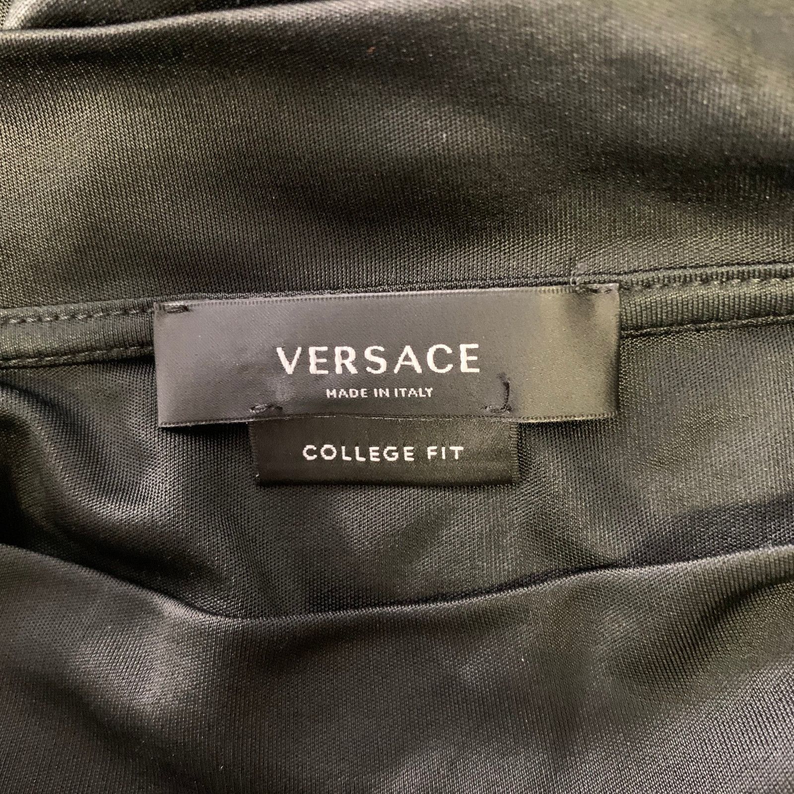 Versace VERSACE Size M Black Print Muscle T-shirt Size US M / EU 48-50 / 2 - 5 Thumbnail