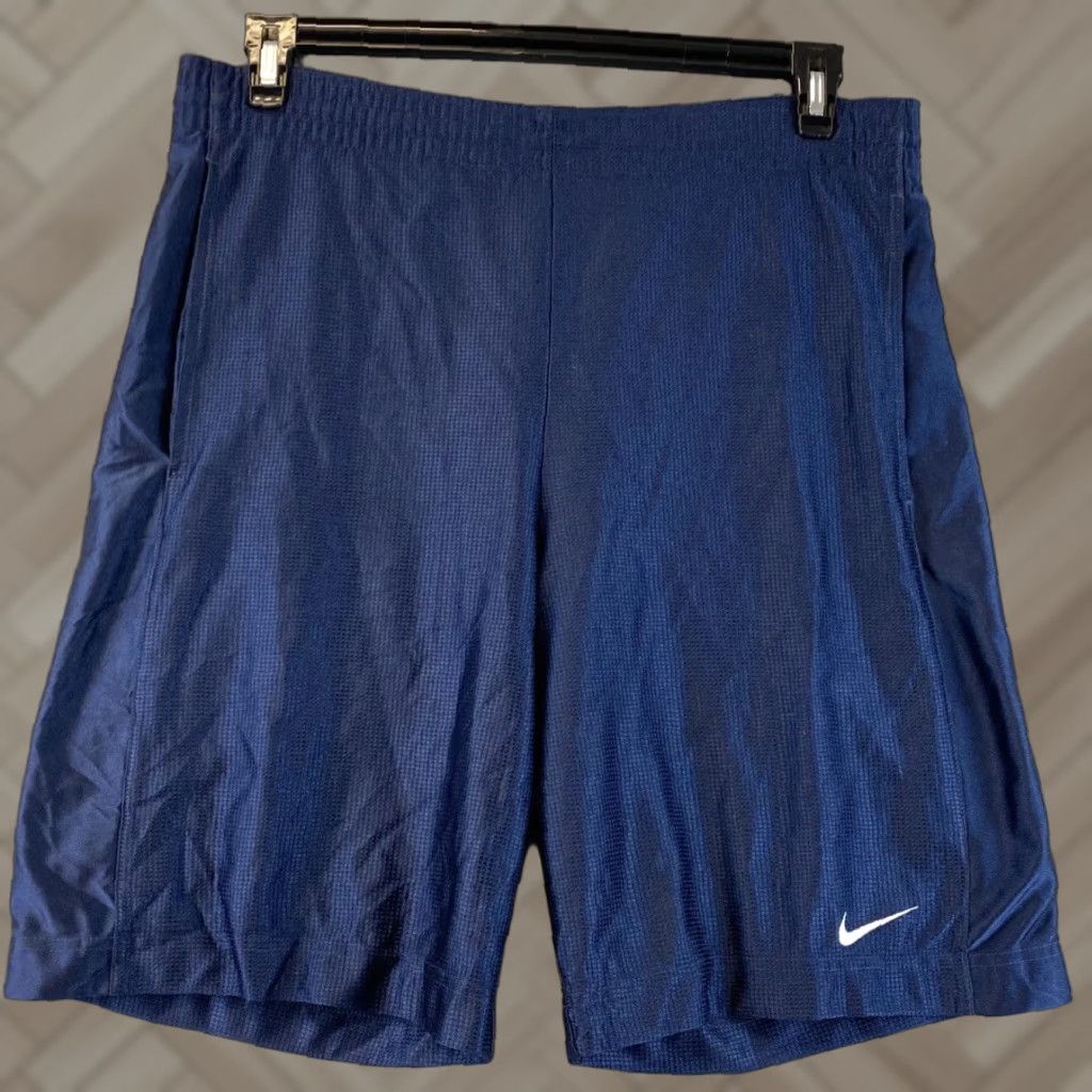 Nike VINTAGE Nike Mens Navy Blue Basketball Shorts S 84-70 Regular Athletic Basketball Mens Men Blue Cotton Pull On Solid 84-70 Nike 84-70 Shorts Size US 29 - 1 Thumbnail