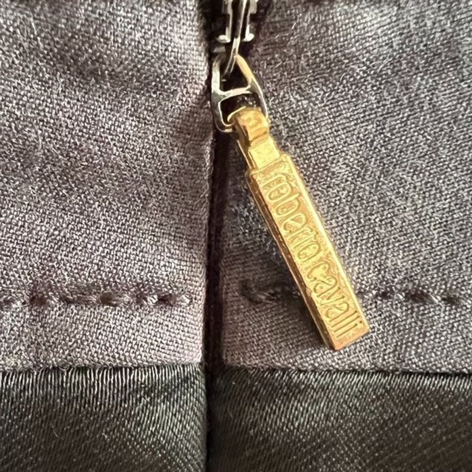 Roberto Cavalli ROBERTO CAVALLI Knee-Length Skirt, M/US6/IT42 SRP: $1000 Size 28" / US 6 / IT 42 - 5 Thumbnail