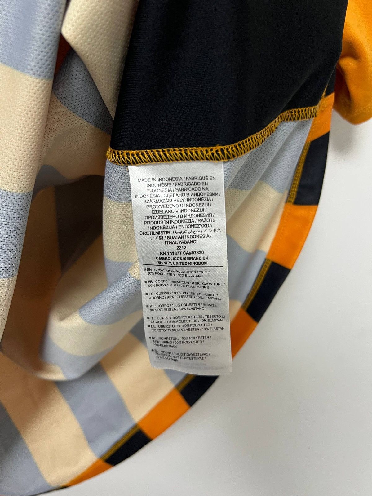 Umbro Vintage Hull City 2014/2015 Soccer Football Shirt Umbro XL Size US XL / EU 56 / 4 - 11 Thumbnail