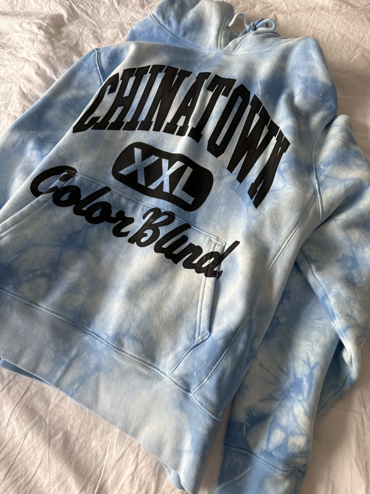 Chinatown Market “Color blind” blue tye dye hoodie mens XL