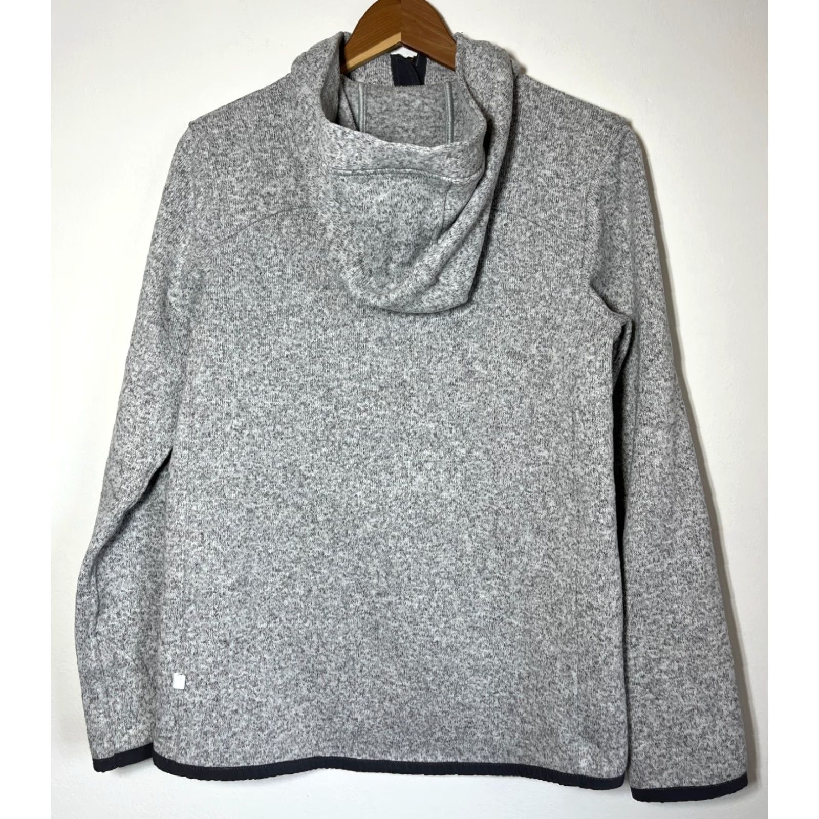 Lululemon VINTAGE Lululemon Women's Pullover Hoodie XS? (Original has Sz 6) Size M / US 6-8 / IT 42-44 - 4 Thumbnail