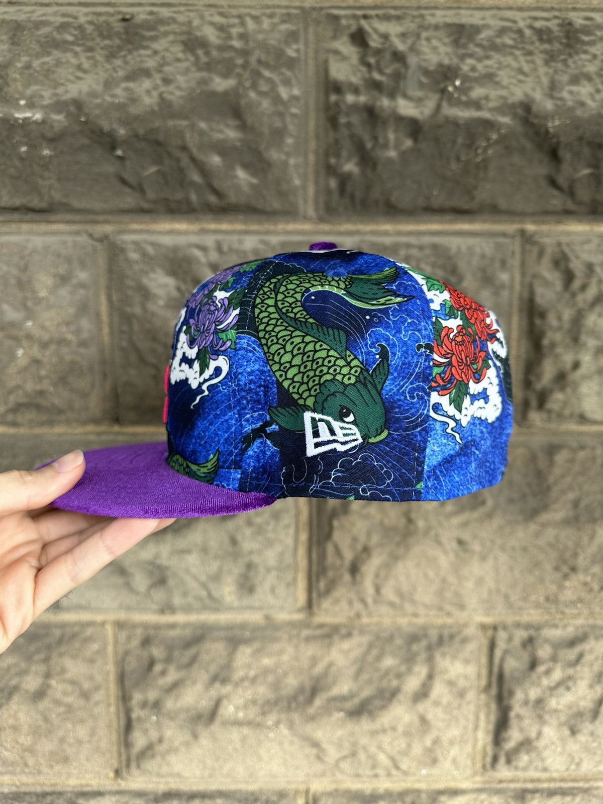 MLB × New Era × Supreme 7 1/2 Colorado Rockies 25th Anniversary Koi Pond Rockwell Size ONE SIZE - 7 Thumbnail