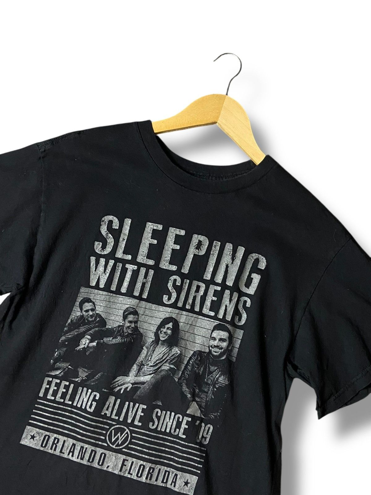 Japanese Brand Vintage Sleeping with Sirens Band Tees (143) Size US XXS / EU 40 - 4 Thumbnail