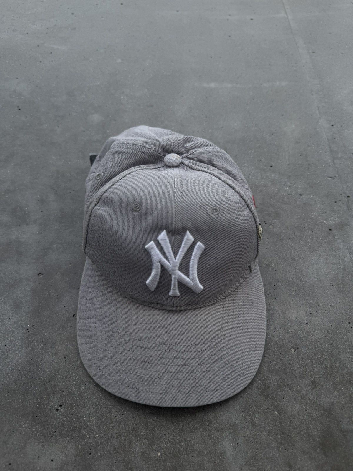 Designer × Gucci Gucci MLB NY cap hat with butterfly Size ONE SIZE - 2 Thumbnail