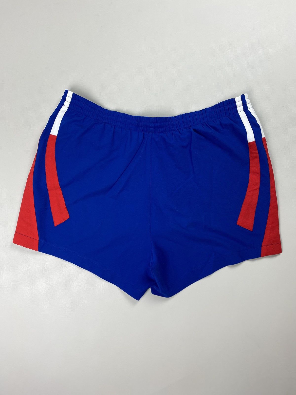 Vintage Adidas vintage men’s shorts size L Size US 34 / EU 50 - 14 Thumbnail