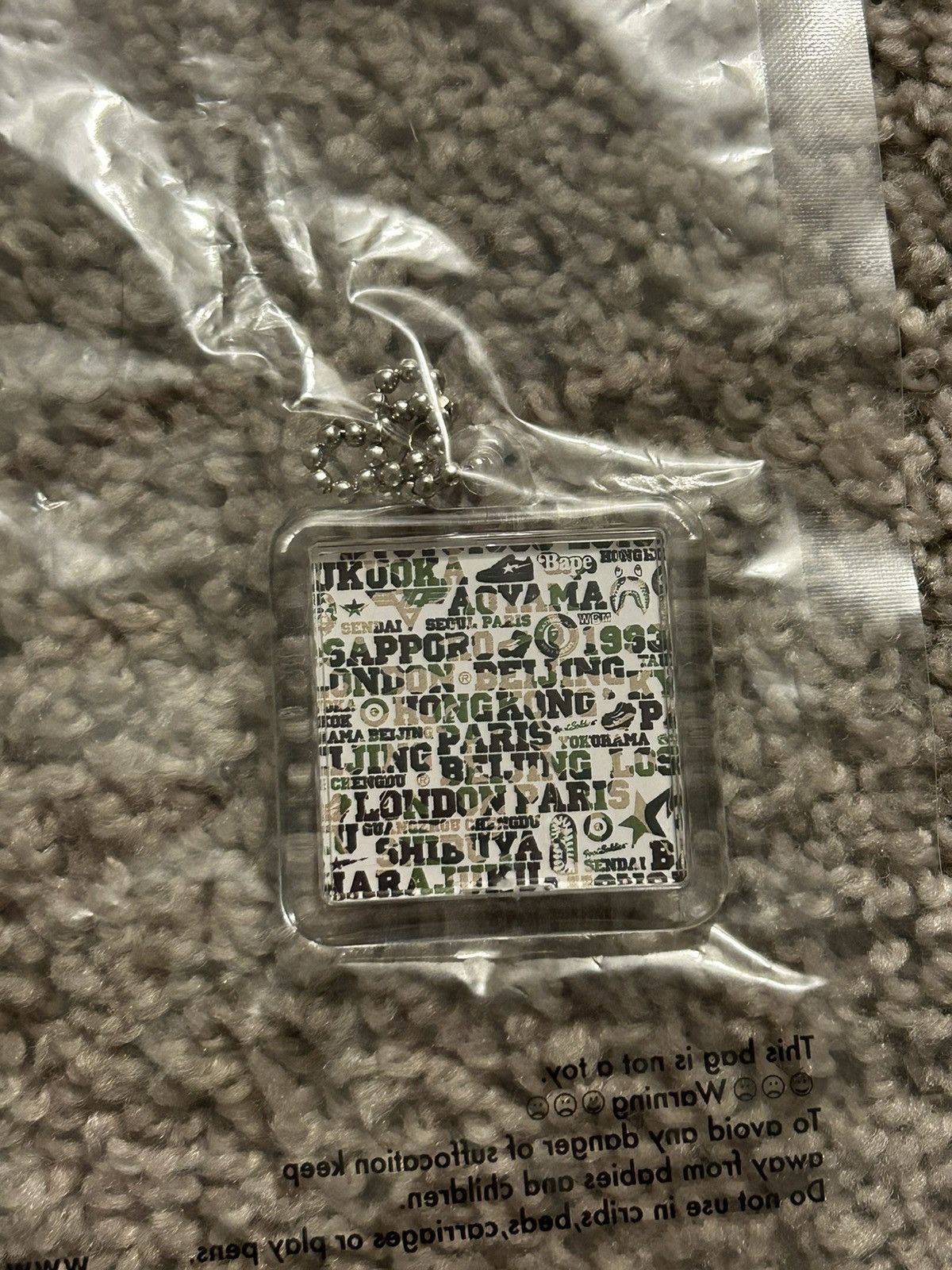 Bape A Bathing Ape Bape Cities Key Chain Size ONE SIZE - 2 Thumbnail