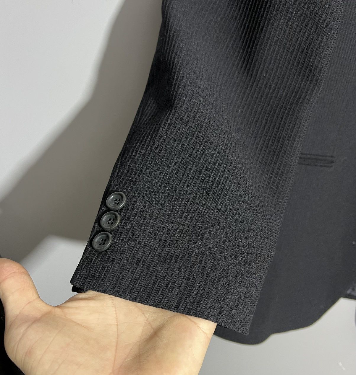 Armani × Armani Collezioni × Vintage Vintage Armani Collezioni Black Blazer Two Button Jacket Size 46R - 2 Thumbnail