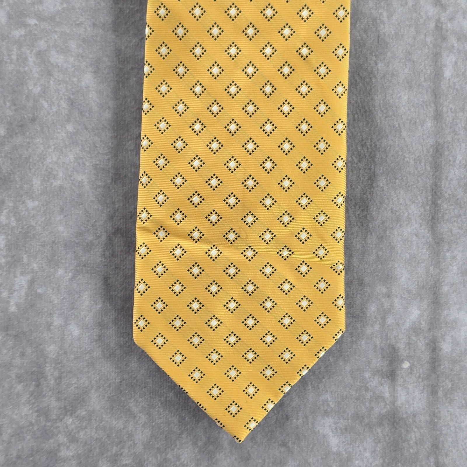 Jos. A. Bank Jos A. Bank Executive Yellow Diamond Geometric Silk Neck Tie Size 30 - 1 Thumbnail