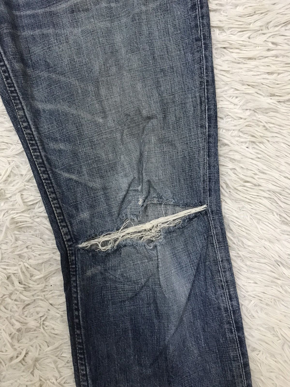 Levi's Vintage Clothing Vintage Levis Lot 502 Regular Cut Distressed Denim Jeans Size US 32 / EU 48 - 4 Thumbnail