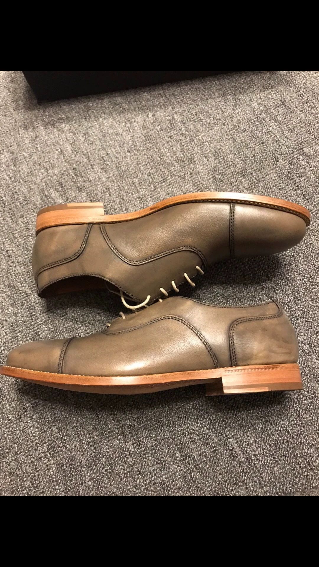 Other LOTTUSSE 42 runs large Spanish handcrafted casual shoes Size US 9 / EU 42 - 5 Thumbnail