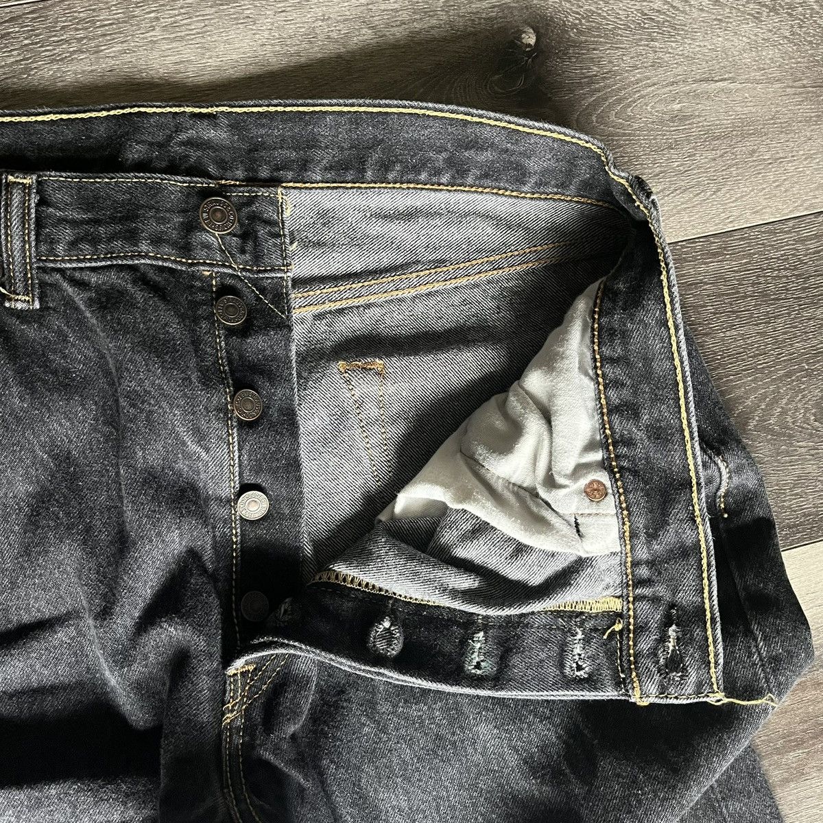 Levi's Vintage Levi’s 501 Buttonfly Straight Leg Denim Jeans 34x30 Size US 34 / EU 50 - 7 Thumbnail