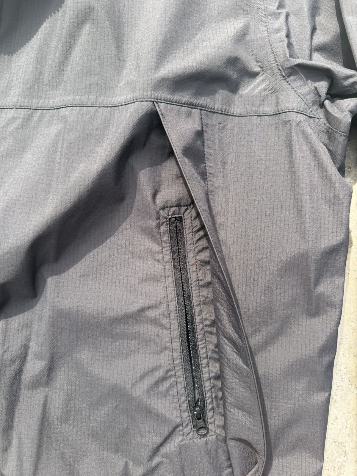 GR10K GR10K SS23 Asphalt Grey Waterproof Jacket Size US M / EU 48-50 / 2 - 9 Thumbnail