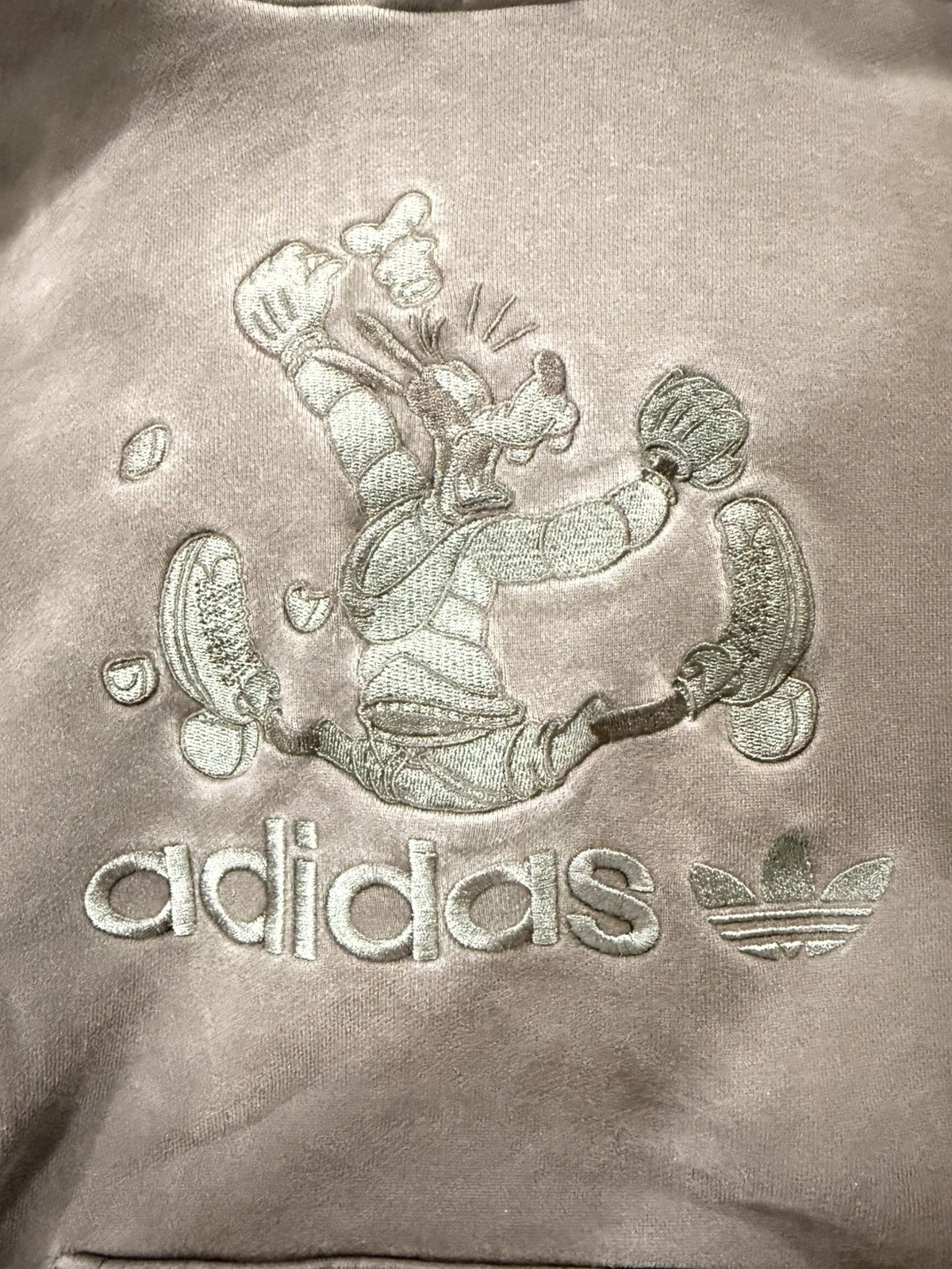Adidas × Disney Adidas Goofy Hoodie Size US S / EU 44-46 / 1 - 1 Thumbnail