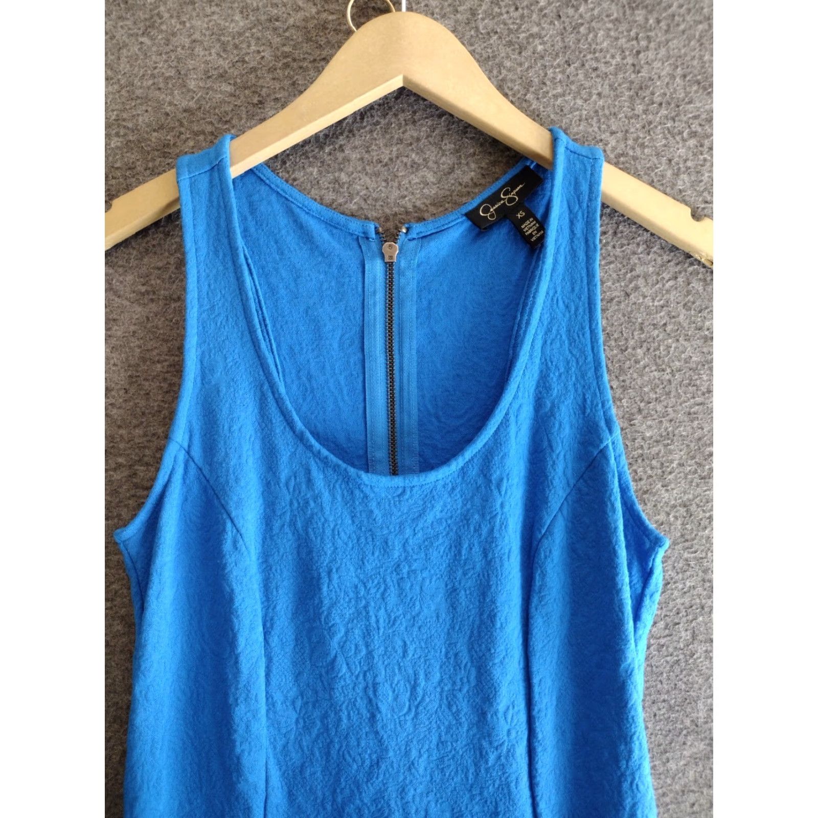 Jessica Simpson Jessica Simpson Dress Womens Sleeveless Scoop Neck Fit Flar XS Blue - Casual Solid Zipper Dress - 66% Viscose 30% Nylon 4% Elastane - Designer Womens Size XS / US 0-2 / IT 36-38 - 3 Thumbnail