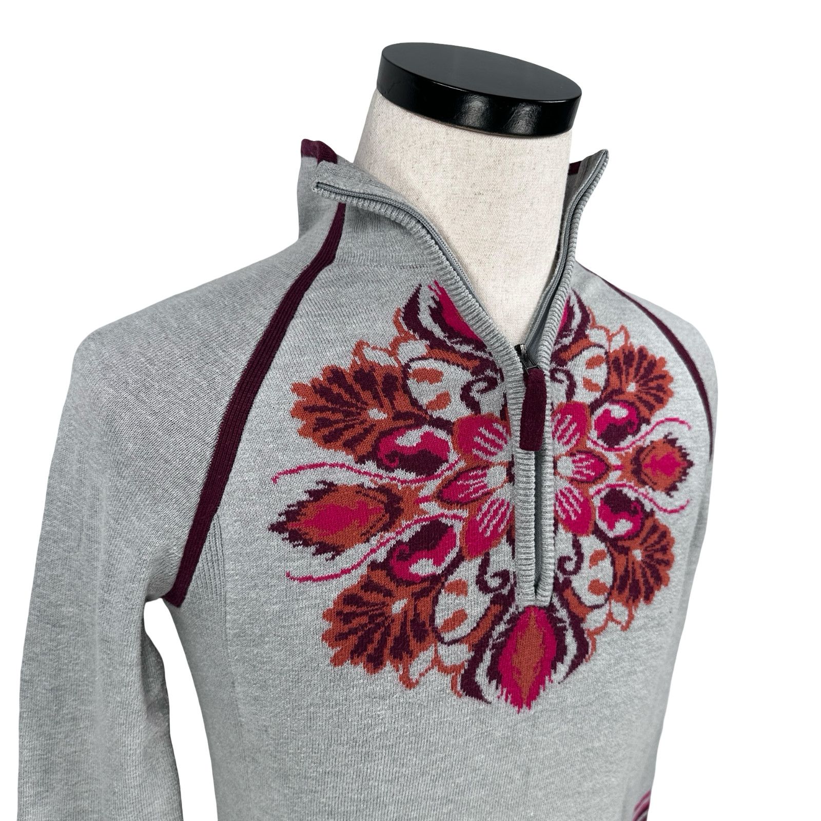 Athleta Athleta Sweater Women XS Gray Nordic Floral Knit Ski Snows Size XS / US 0-2 / IT 36-38 - 2 Thumbnail