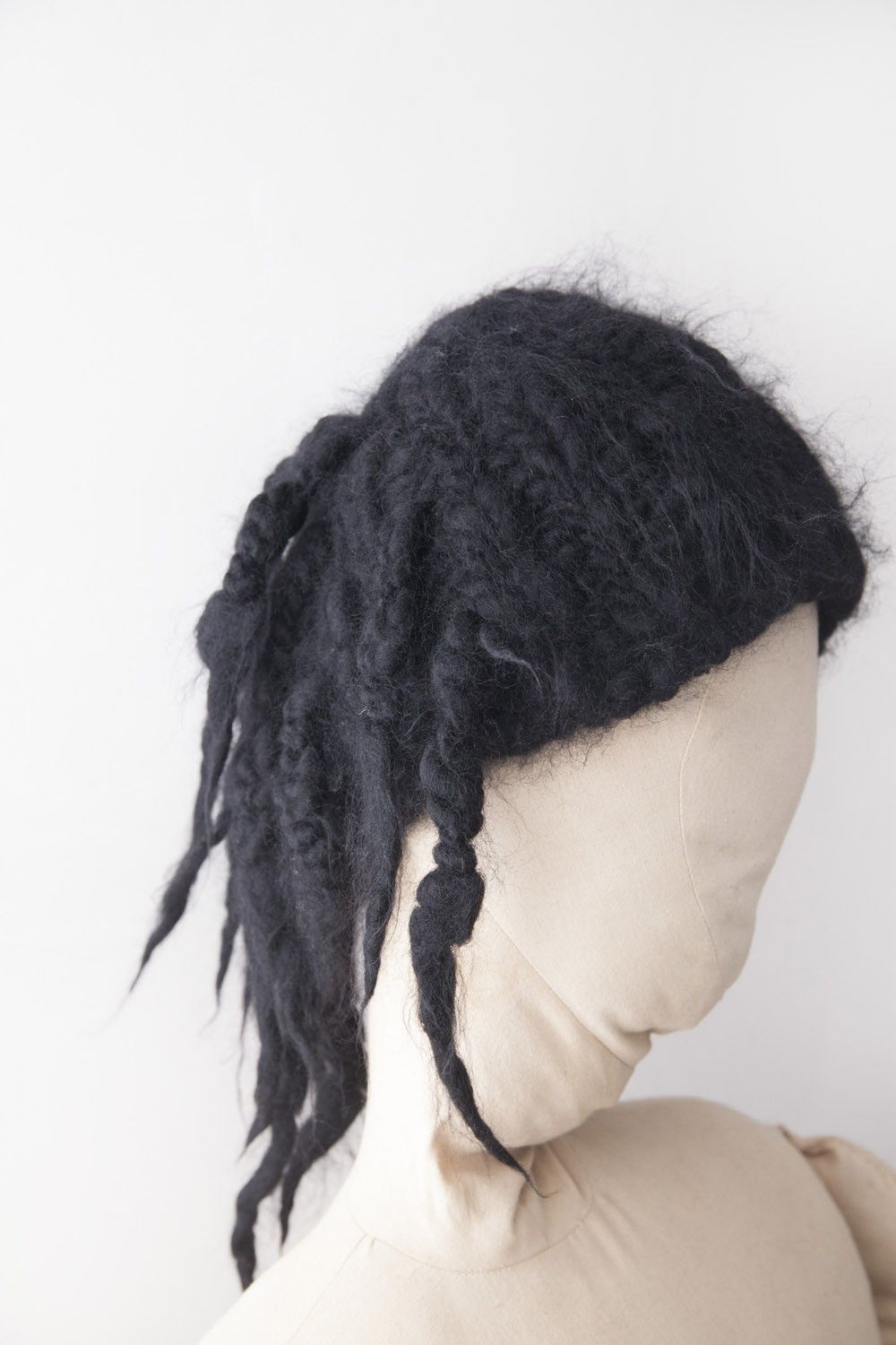 Issey Miyake AW11 Issey Miyake black wool dreadlocks beanie Size ONE SIZE - 5 Thumbnail