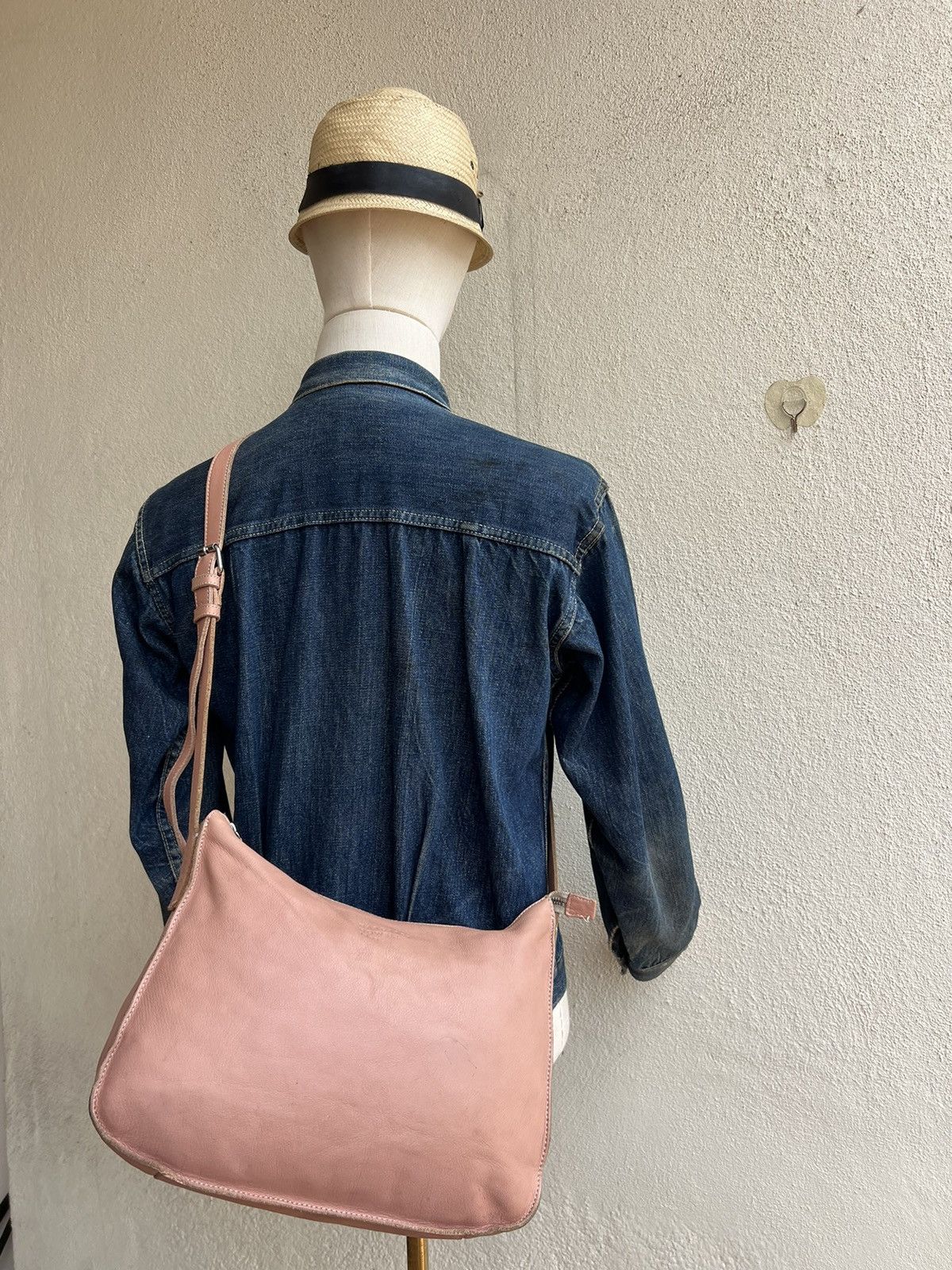 Leather Vintage Margaret Howell Scratches Patina Cowhide Leather Bag Size ONE SIZE - 2 Thumbnail