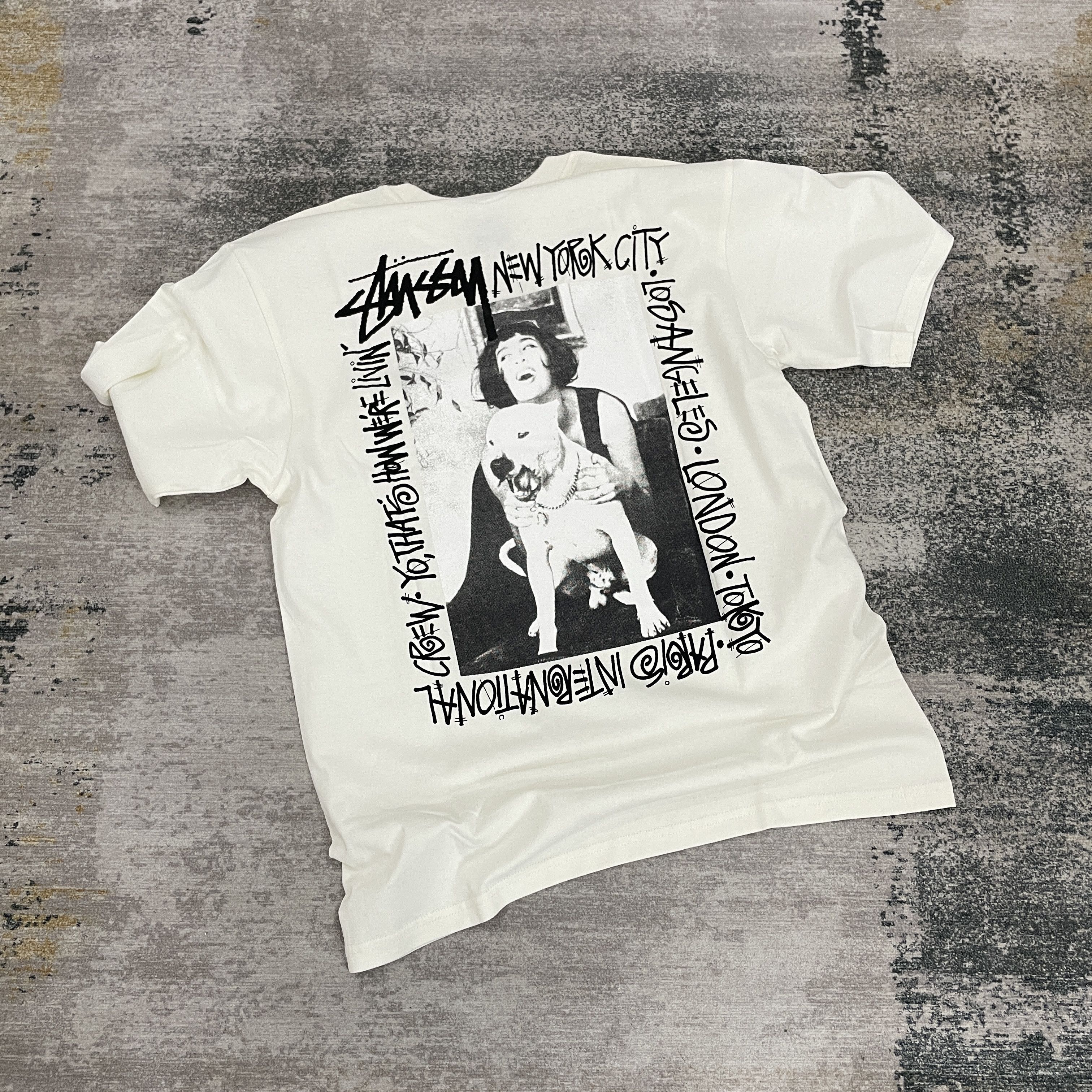 Stussy HOW WE'RE LIVIN PIG DYED TEE NATURAL // MEDIUM Size US M / EU 48-50 / 2 - 5 Thumbnail