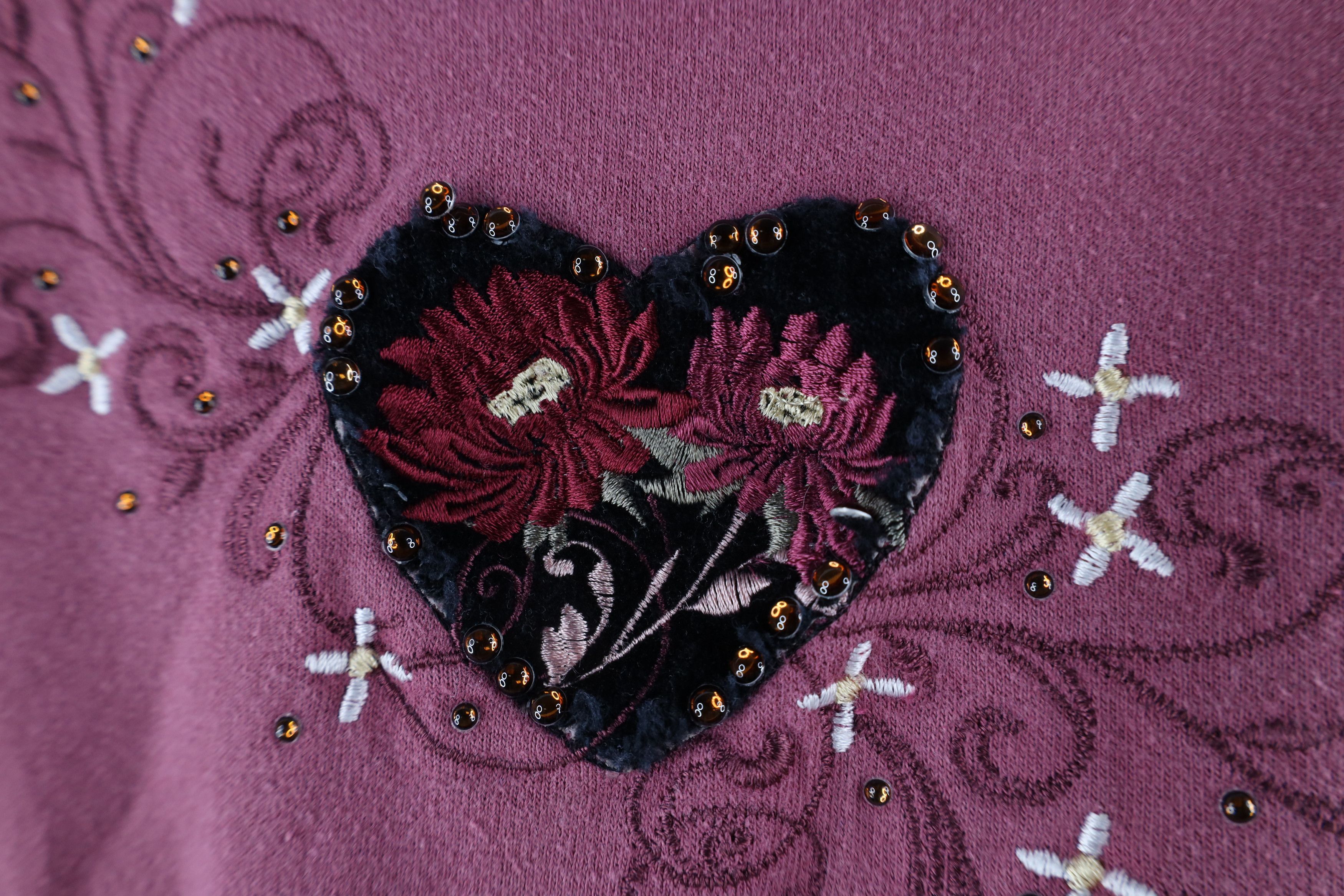 Vintage Vintage 90s Streetwear Heart Flower Collared Sweatshirt Size S / US 4 / IT 40 - 5 Thumbnail