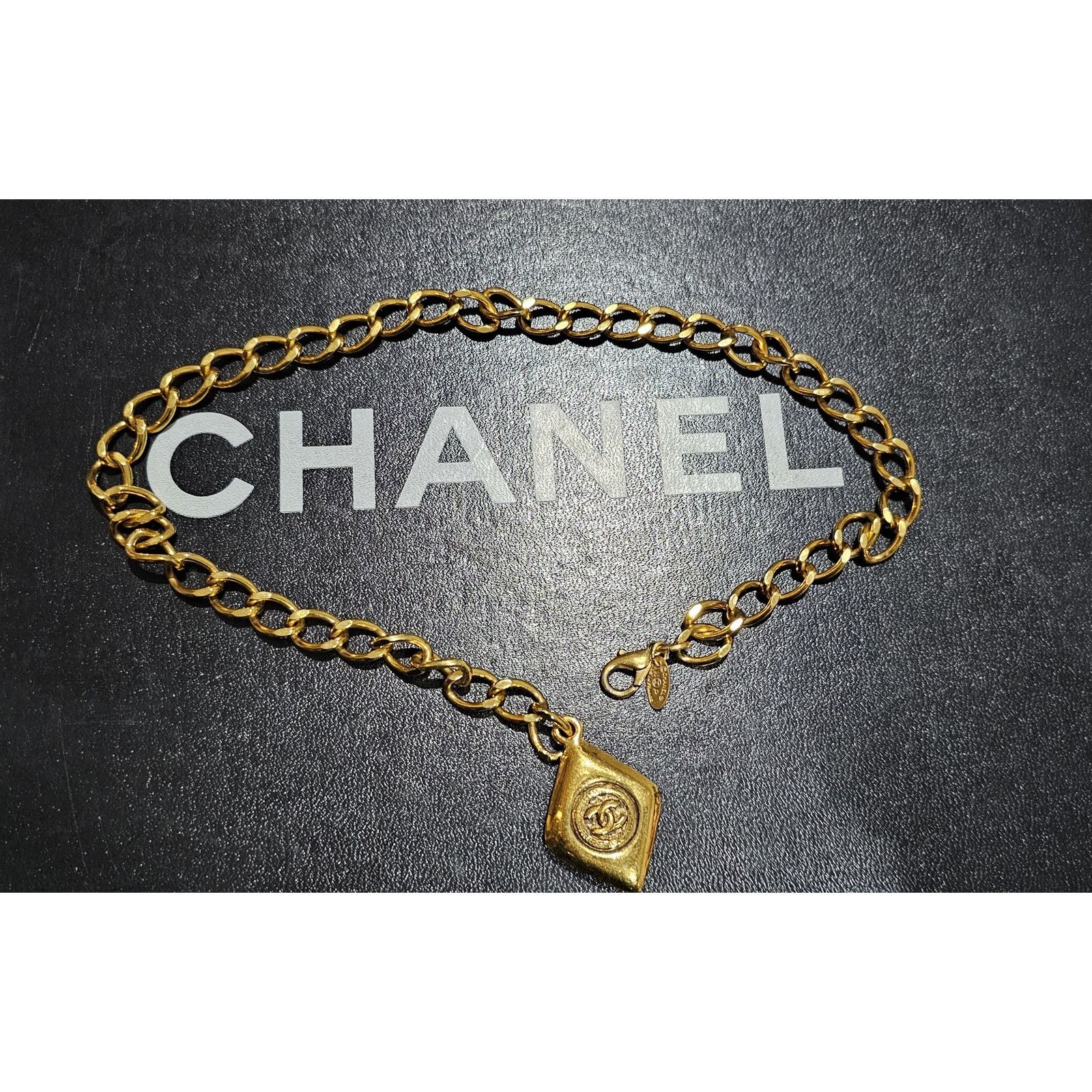 Chanel CHANEL CC Vintage 24K Necklace Rhombus Logo Gold 93P Size ONE SIZE - 3 Thumbnail