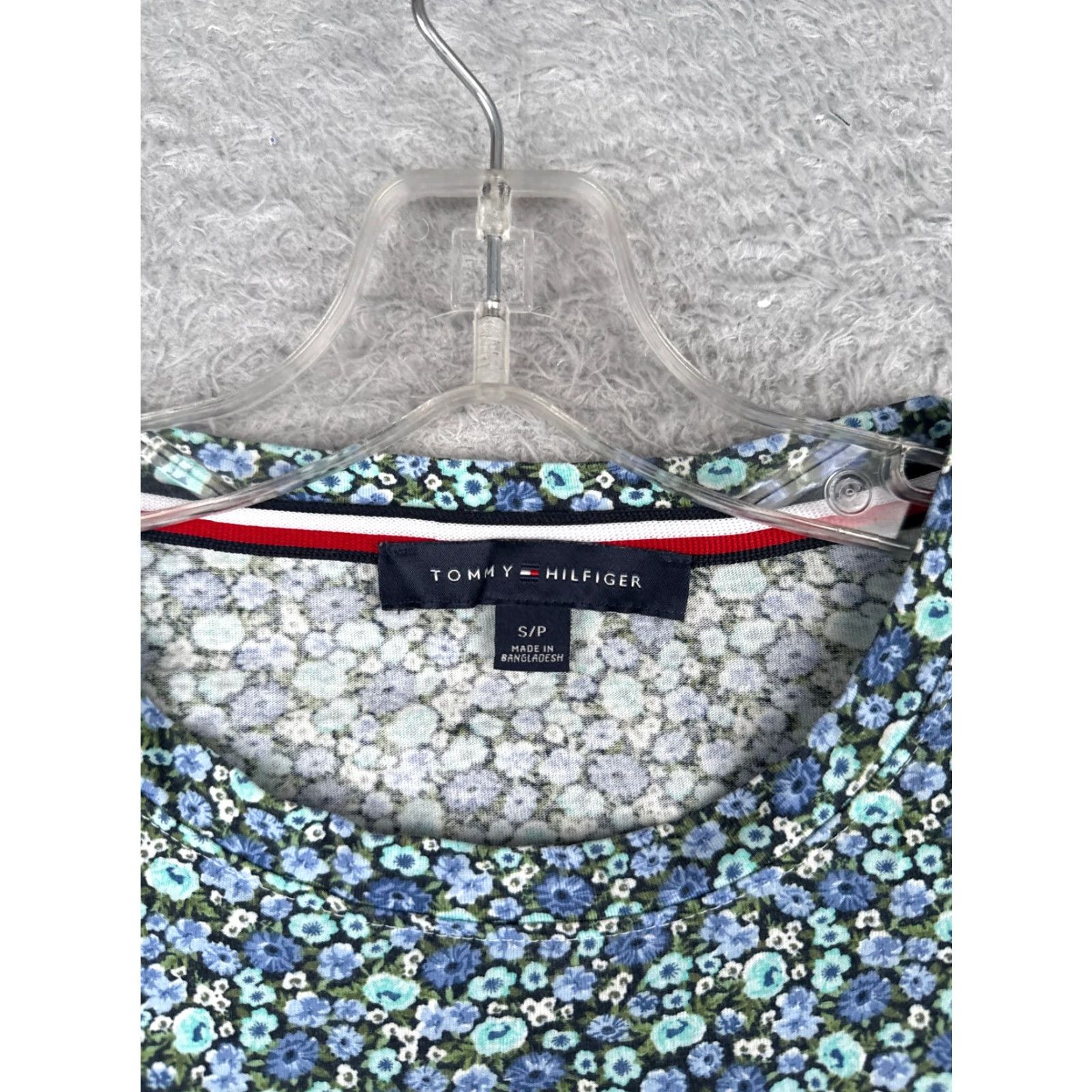 Tommy Hilfiger Tommy Hilfiger Shirt Women Small Blue Floral Crew Neck Cotton Blend Short Sleeve Size S / US 4 / IT 40 - 6 Thumbnail