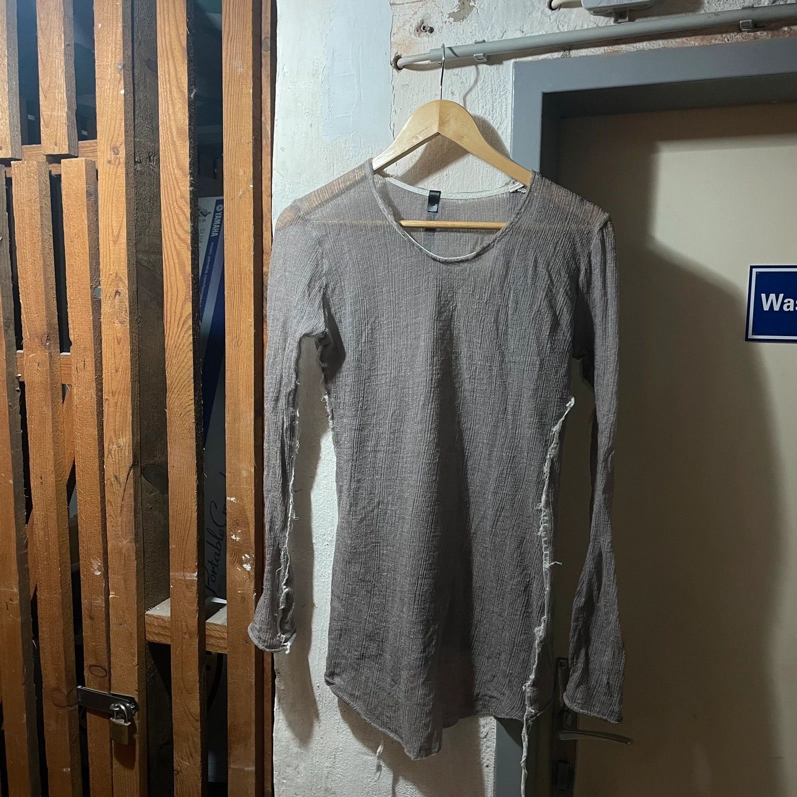 Other Serienumerica mesh top distressed parts avant Garde Size US M / EU 48-50 / 2 - 1 Thumbnail