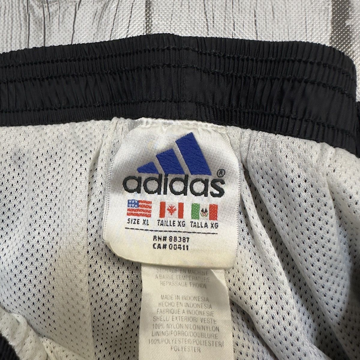 Adidas × Vintage Vintage Adidas pants Size US 36 / EU 52 - 4 Thumbnail