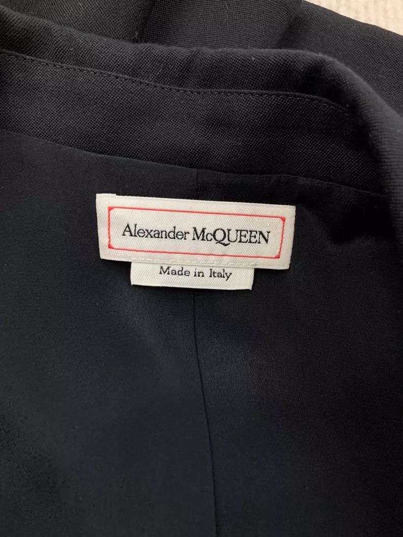 Alexander McQueen Alexander Mcqueen Black suit Size 38R - 3 Thumbnail