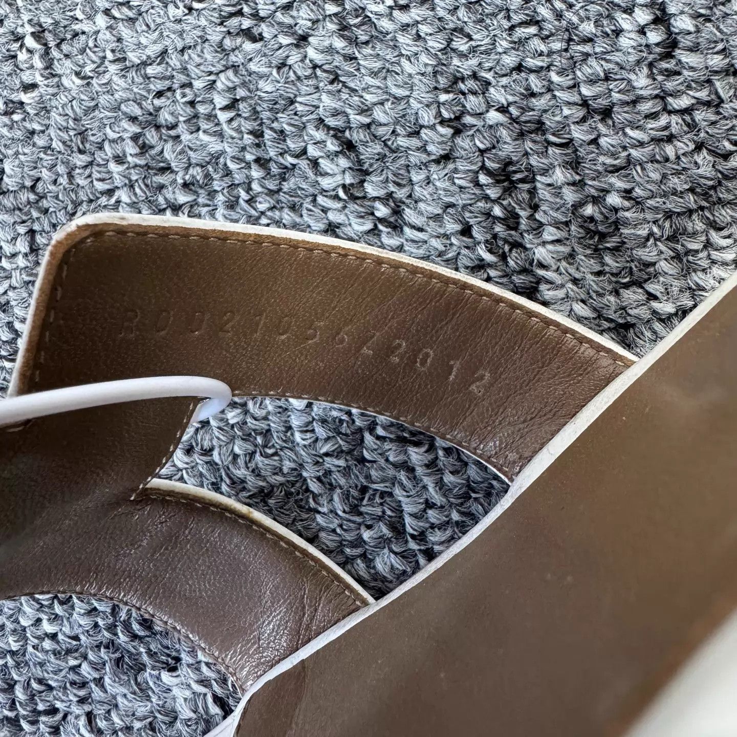 Hermes Hermes Oran White & Brown Sandal 38.5 Size US 8 / IT 38 - 6 Thumbnail