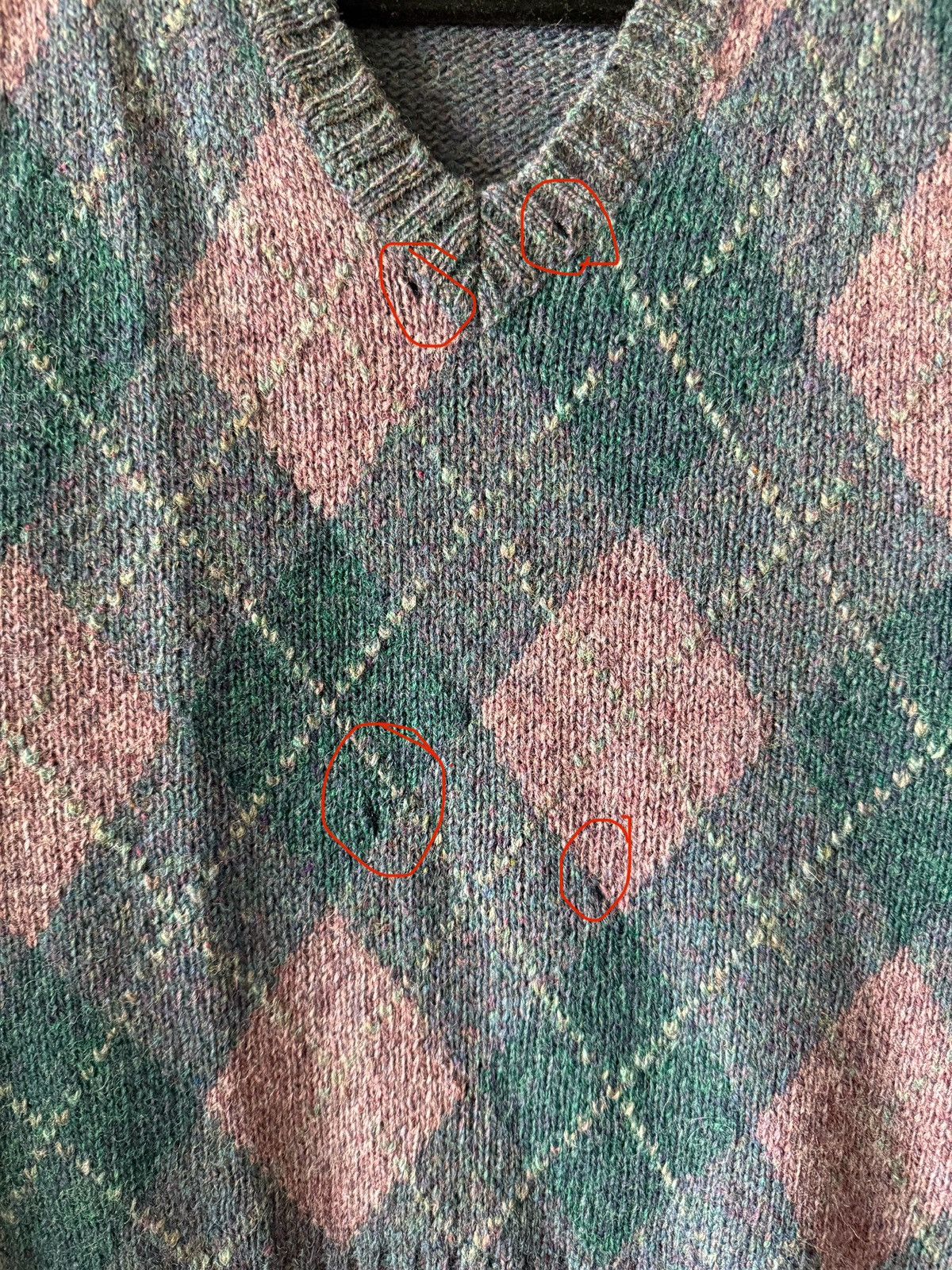 Vintage Vintage Wool Plaid Sweater Vest Size US S / EU 44-46 / 1 - 4 Thumbnail