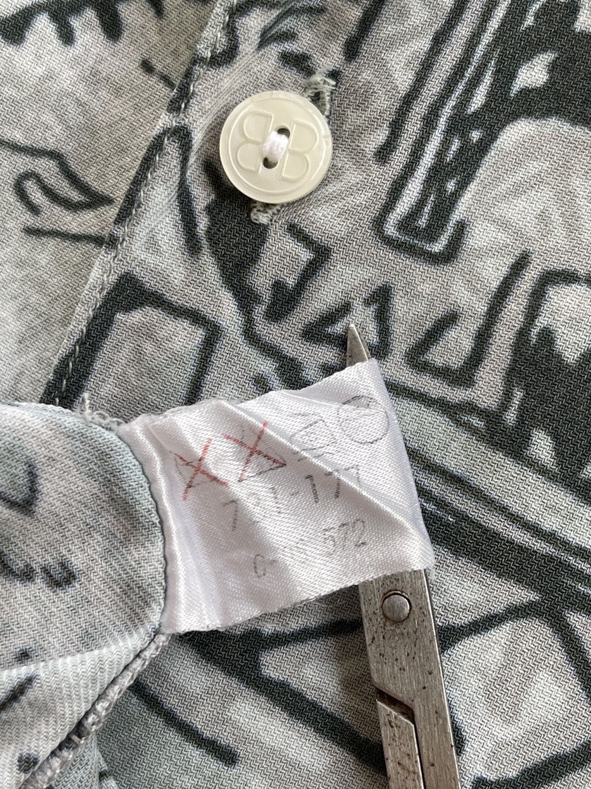 Balenciaga Vintage Balenciaga Luxury Abstract Cotton Shirt Size US L / EU 52-54 / 3 - 8 Thumbnail