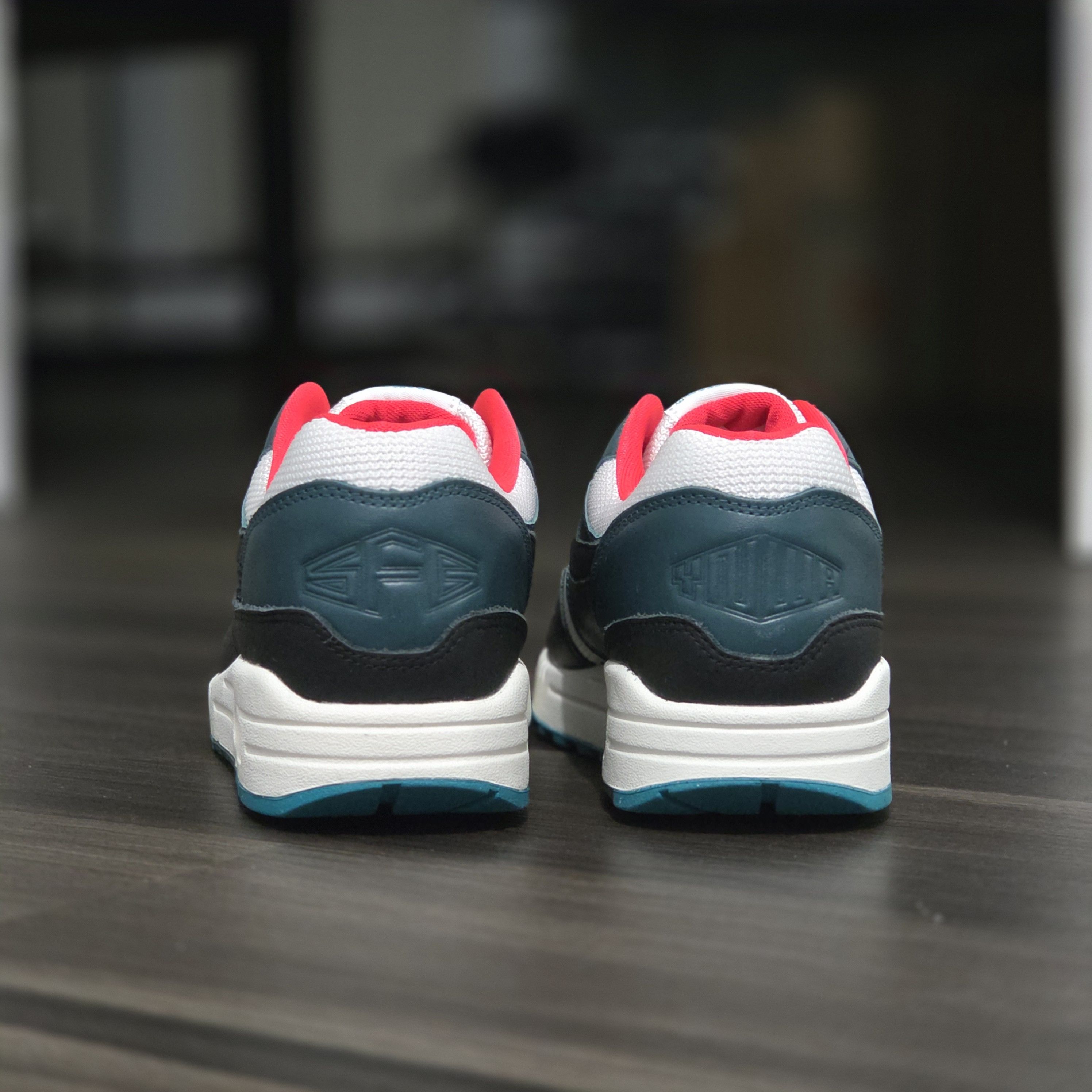 Nike Nike Air Max 1 X LeBron James 'Liverpool'- New Size 8.5 Size US 8.5 / EU 41-42 - 4 Thumbnail