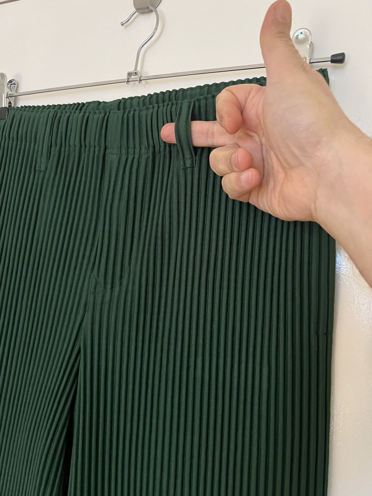 Issey Miyake HOMME PLISSÉ ISSEY MIYAKE Trousers Green Size 2 Medium Size US 33 - 5 Thumbnail