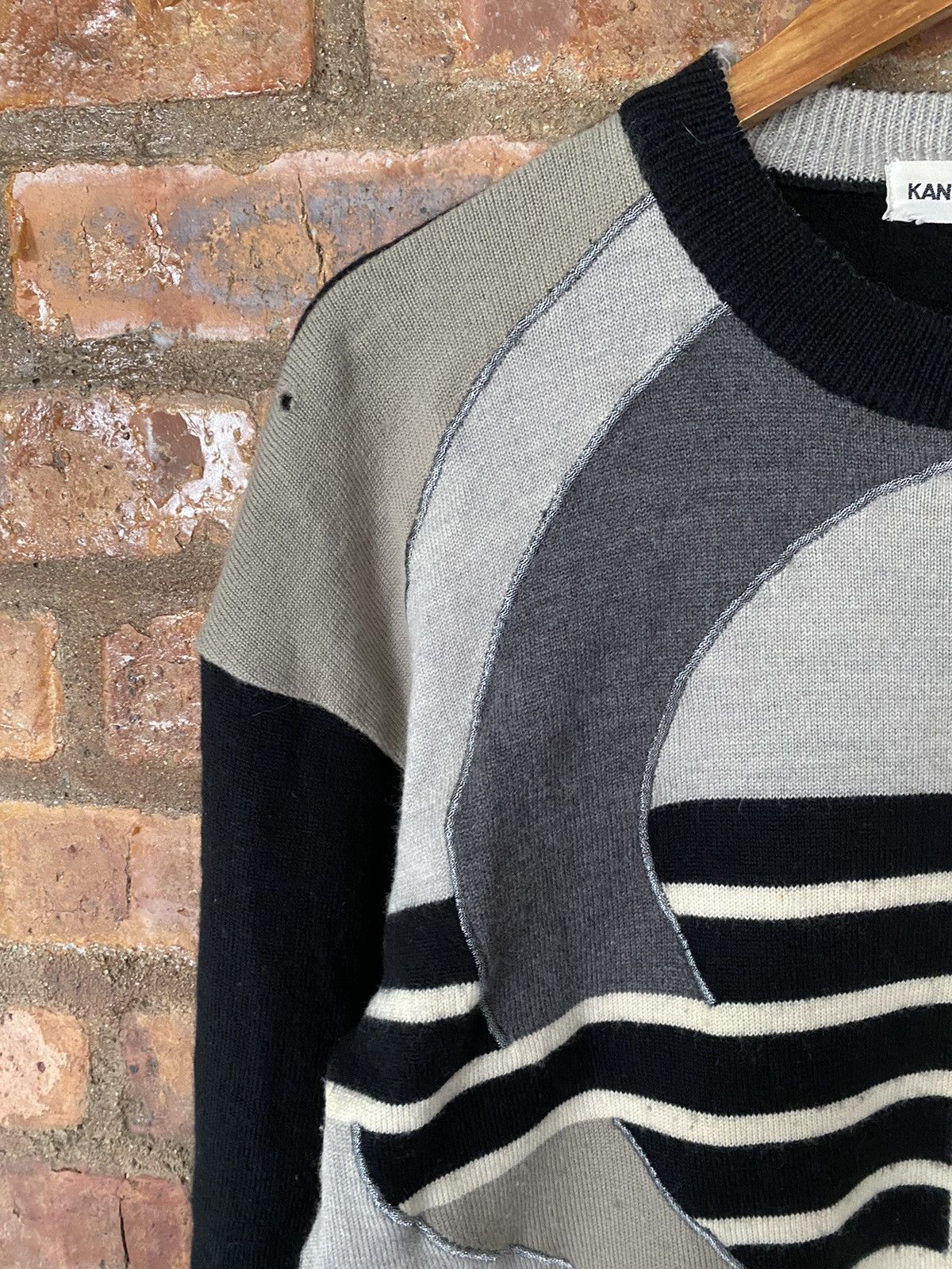 Kansai Yamamoto 1990s iconic Kansai Yamamoto David bowie eye knit Size US L / EU 52-54 / 3 - 6 Thumbnail