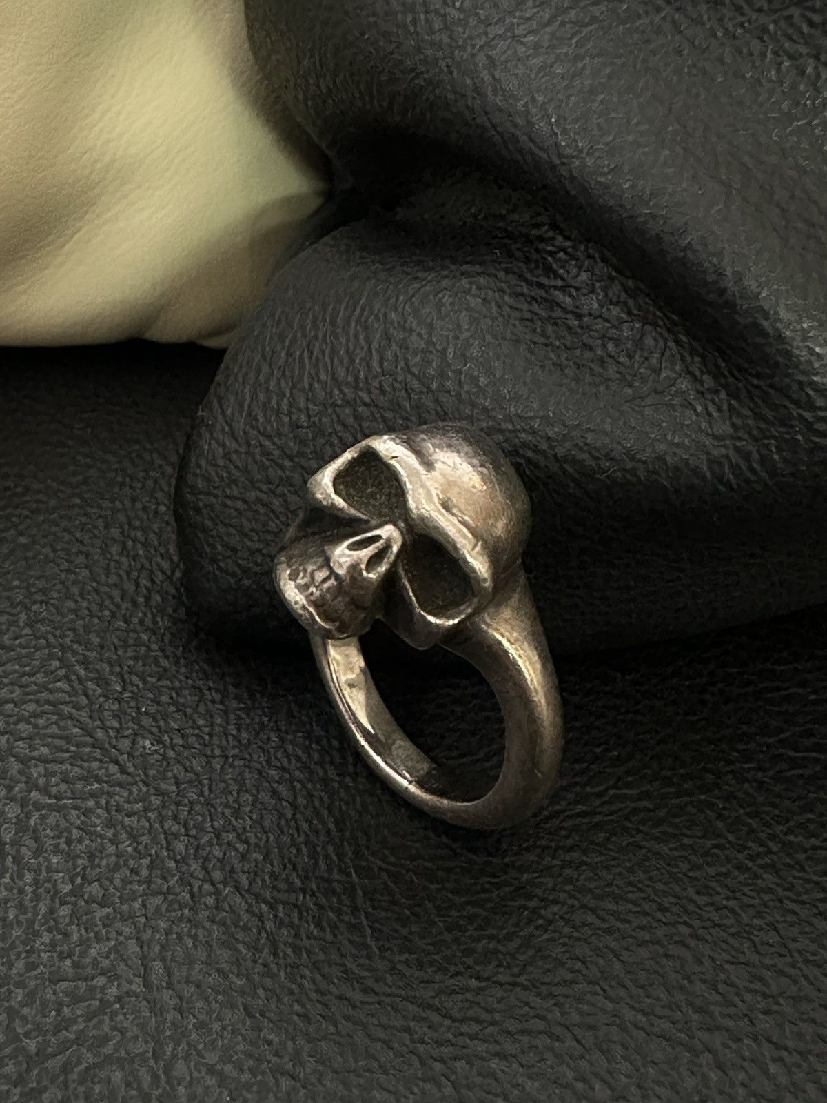 Werkstatt Munchen WERKSTATT:MÜNCHEN Skull Ring Size ONE SIZE - 1 Thumbnail