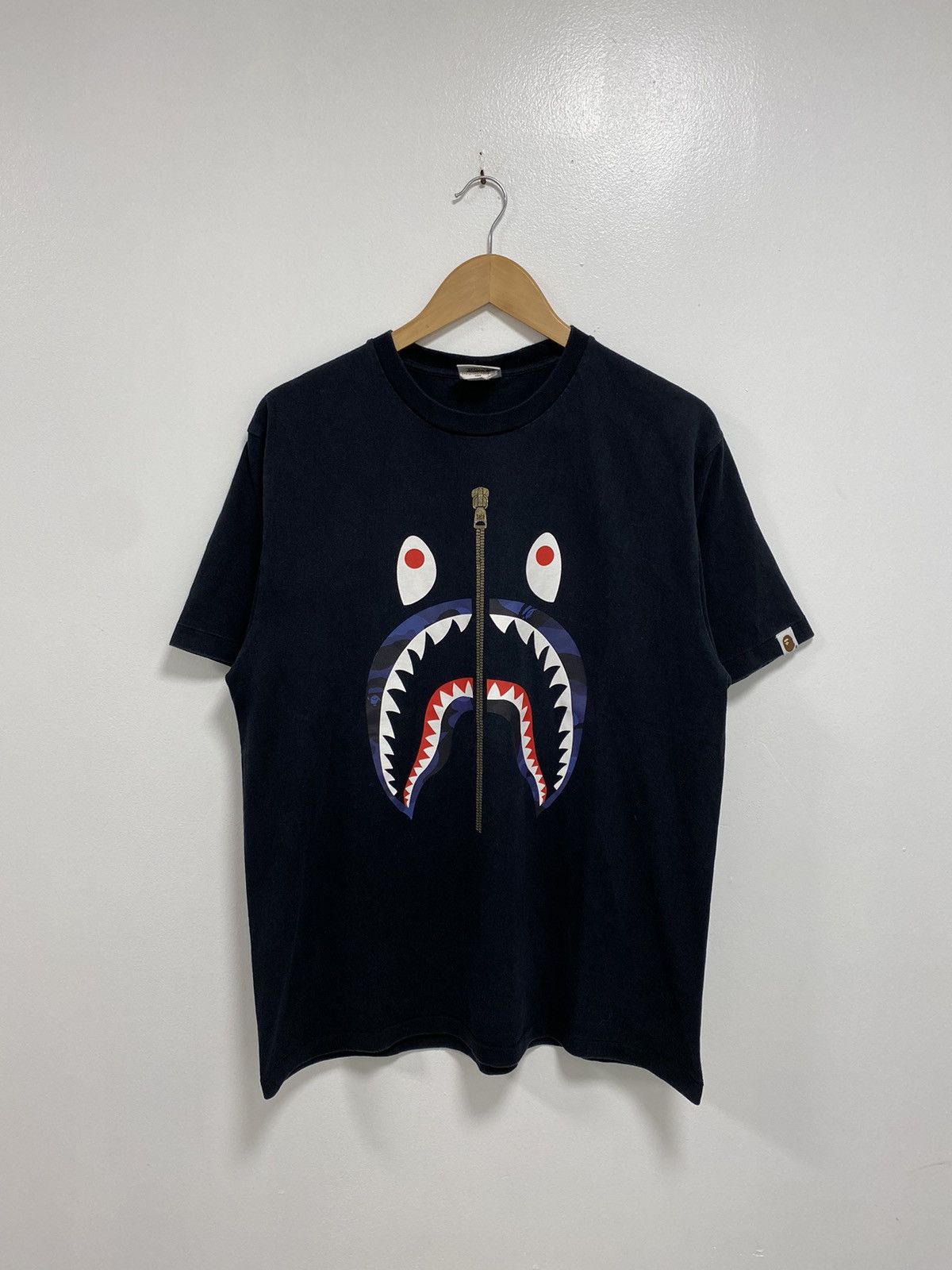 Bape Color Camo Shark Tee Size US L / EU 52-54 / 3 - 1 Thumbnail