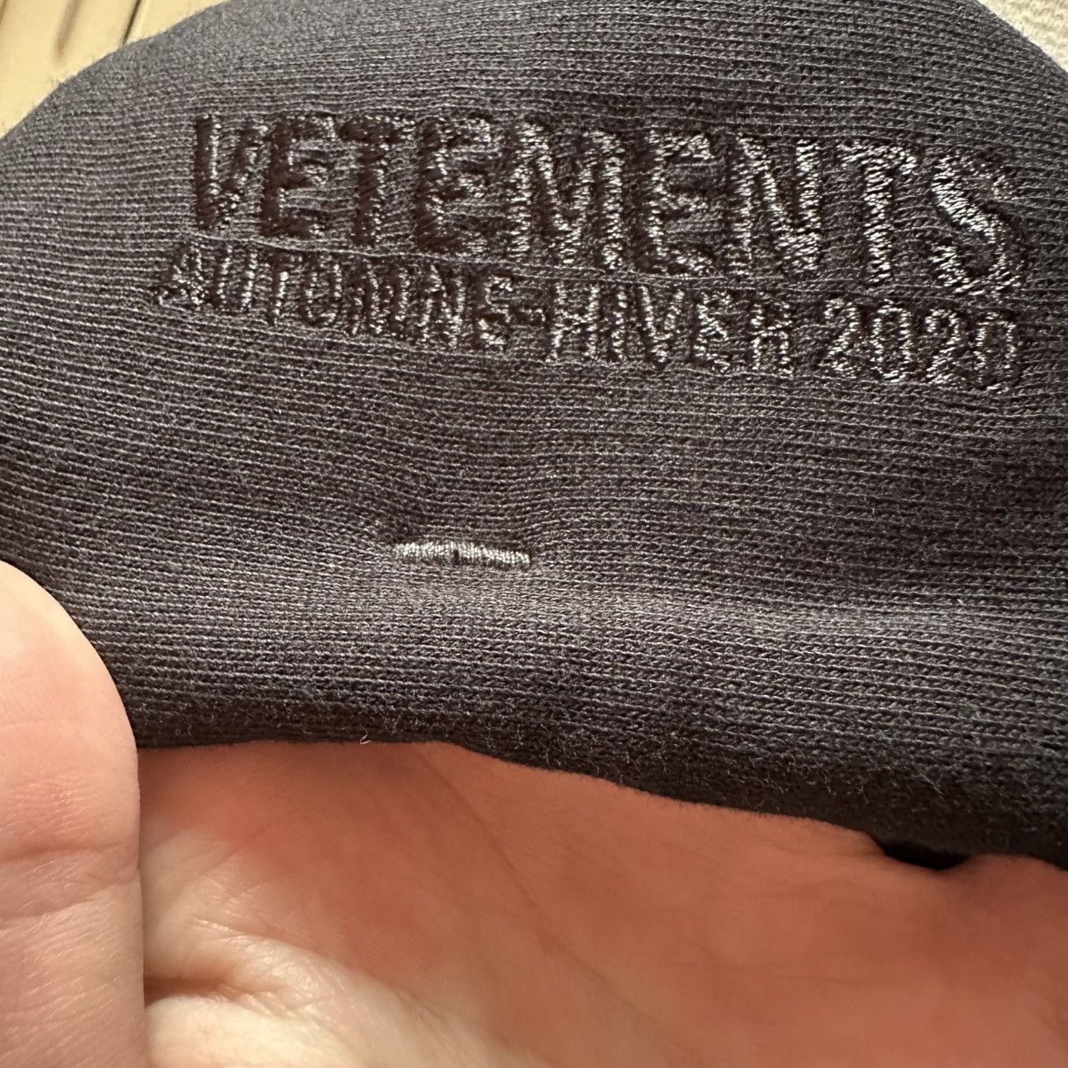 Vetements Vetements Interpol Hoodie AW19 Size US M / EU 48-50 / 2 - 4 Thumbnail