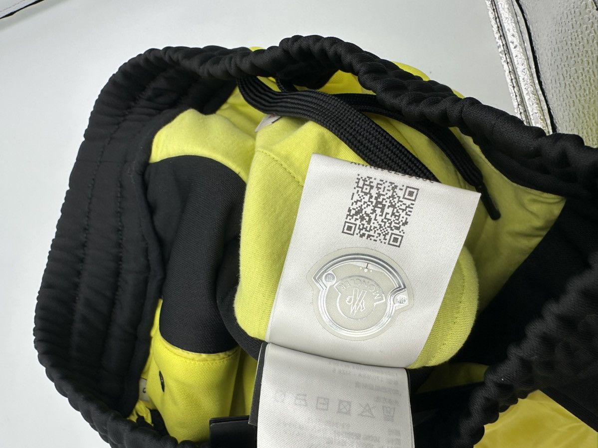 Adidas × Moncler Moncler x Adidas track pants Size US 30 / EU 46 - 13 Thumbnail