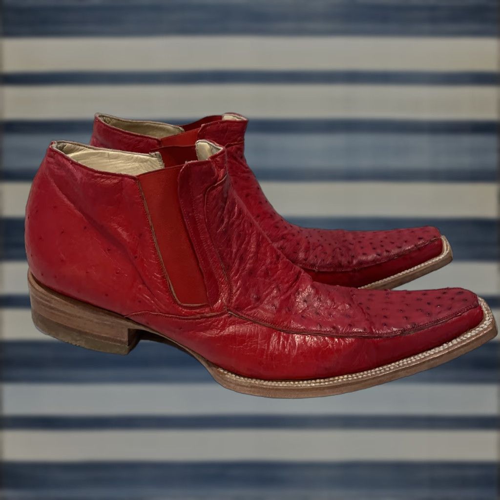 Skin VINTAGE John Wayne JOHN WHAYNEE Cowboy Boots Men 10 Red Alligator Pattern Square Toe Pull On Cowboy Boots Mens 10 Red 90s Size US 10 / EU 43 - 1 Thumbnail