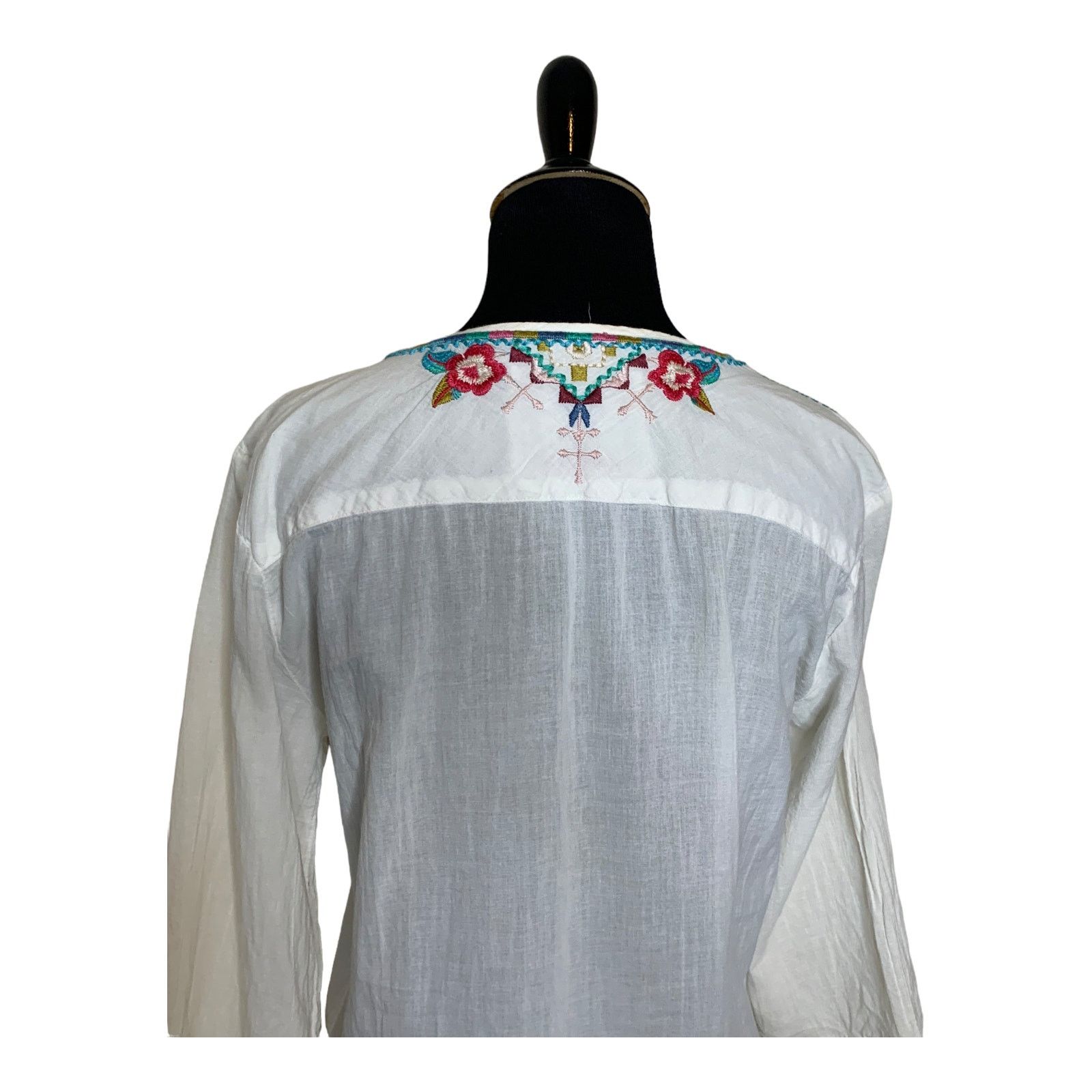 Johnny Was Johnny Was white embroidered floral boho tunic size small Size S / US 4 / IT 40 - 7 Thumbnail