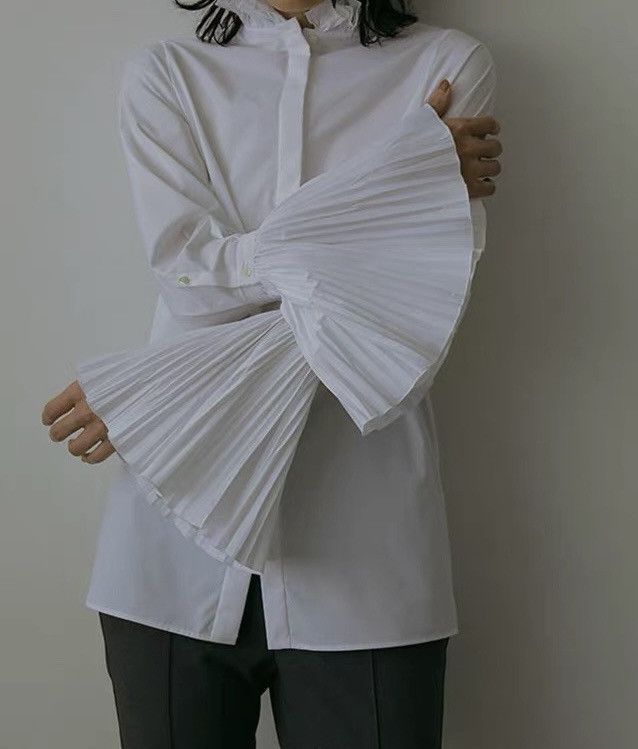 Other White Pleated Sleeve Shirt — Quiet Elegance Size L / US 10 / IT 46 - 1 Thumbnail