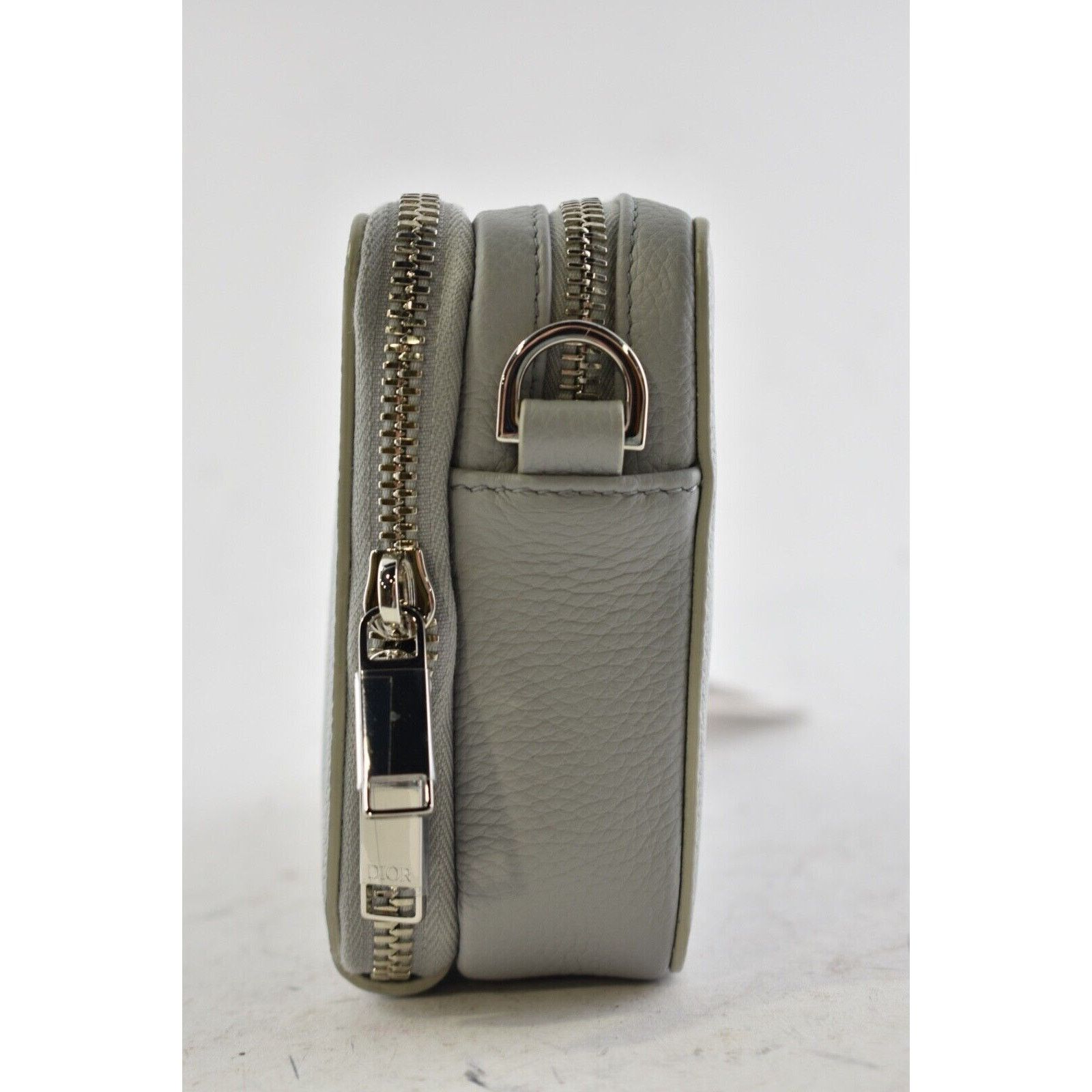 Dior Air Dior Jordaan White Logo Small Zipped Around Compact Bag Size ONE SIZE - 10 Thumbnail