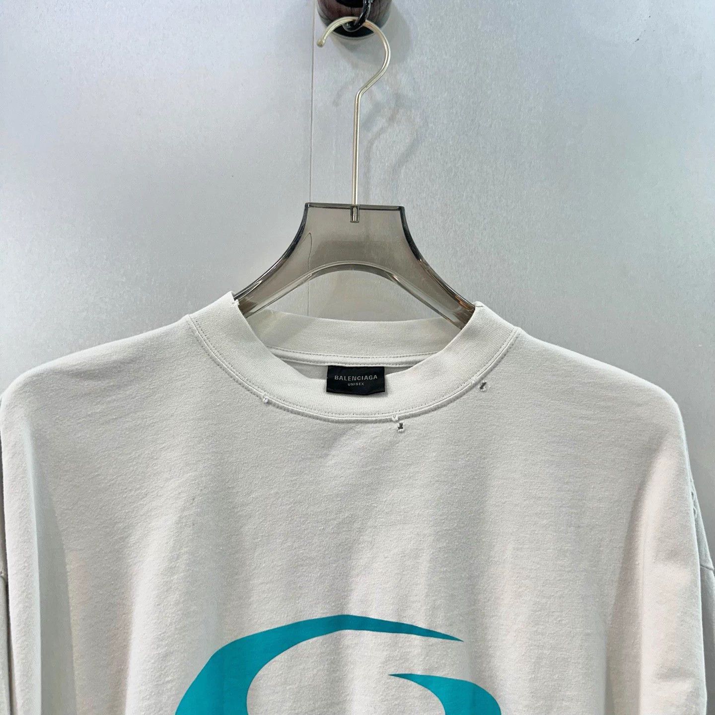 Balenciaga Balenciaga Wave Circle Logo Distressed T-shirt 3 Size US L / EU 52-54 / 3 - 4 Thumbnail
