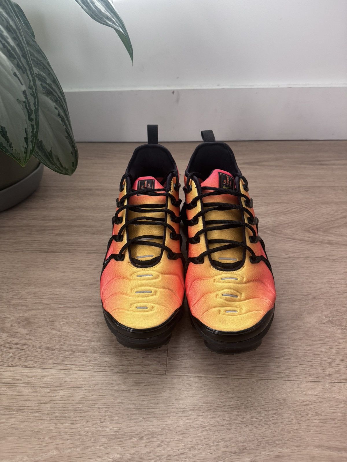 Nike Nike Air VaporMax Plus Size US 10 / EU 43 - 1 Thumbnail